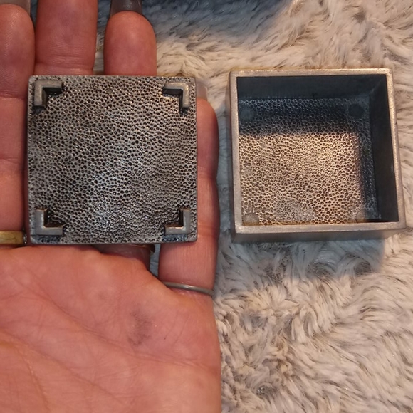 Interesting lot of cases bracelet bone shell mix - Picture 5 of 16